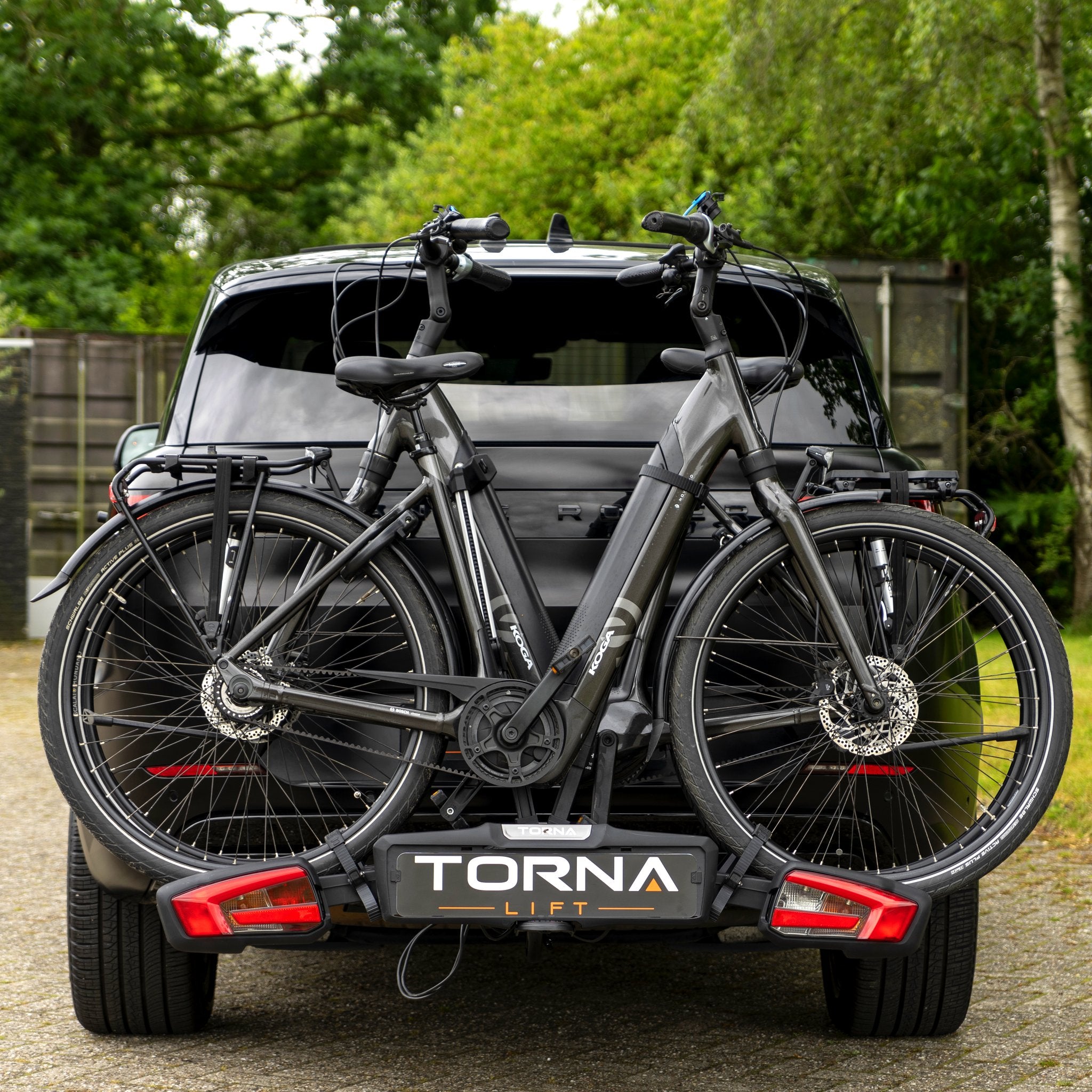 TORNA Lift 2 fietsendrager voor 2 e-bikes inclusief oprijgoot – TORNA Fietsendragers